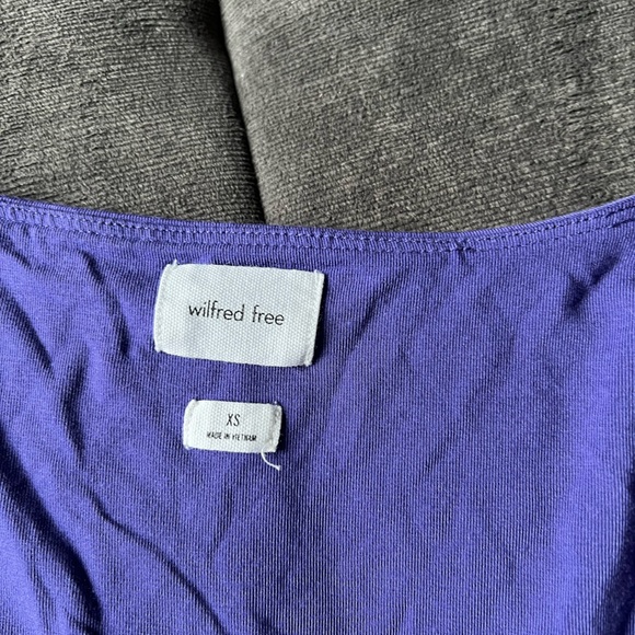 Wilfred Free Purple Crop Long Sleeve T-shirt - Picture 3 of 3